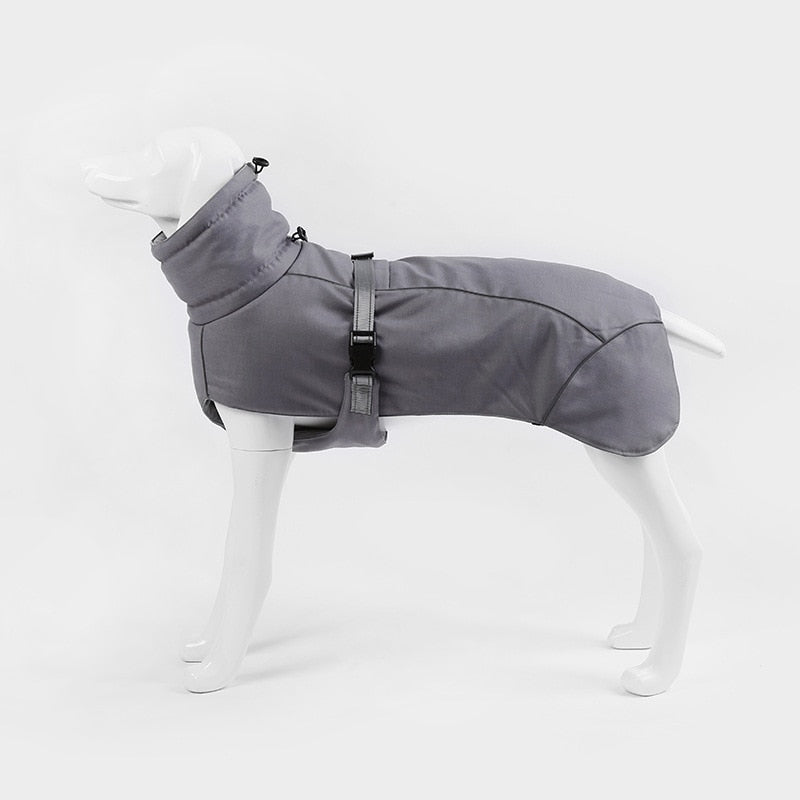 Winter warm coat covers hips